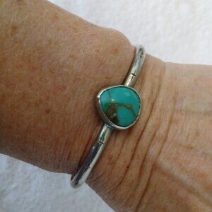 SILVER BRACELET WITH LARGE TURQUOISE STONE